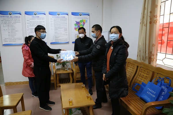 縣法院、縣人大法工委到桂圩鎮(zhèn)了解疫情防控、禁毒工作2.jpg